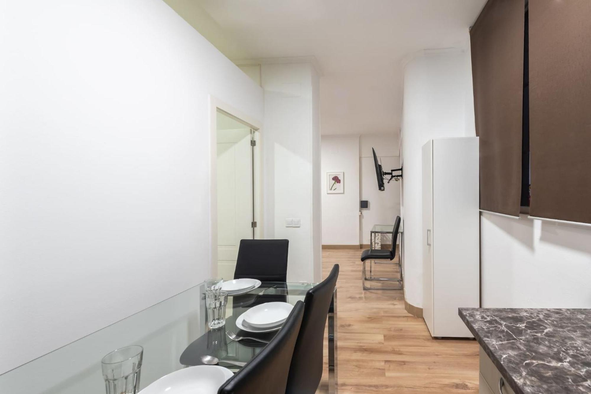 Apartamentos Day Madrid MADERA Centro Gran Via Sol Malasaña Exterior foto